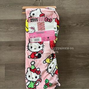 NWT! Hello Kitty Pink Christmas Silk Touch Throw Mistletoe Blanket